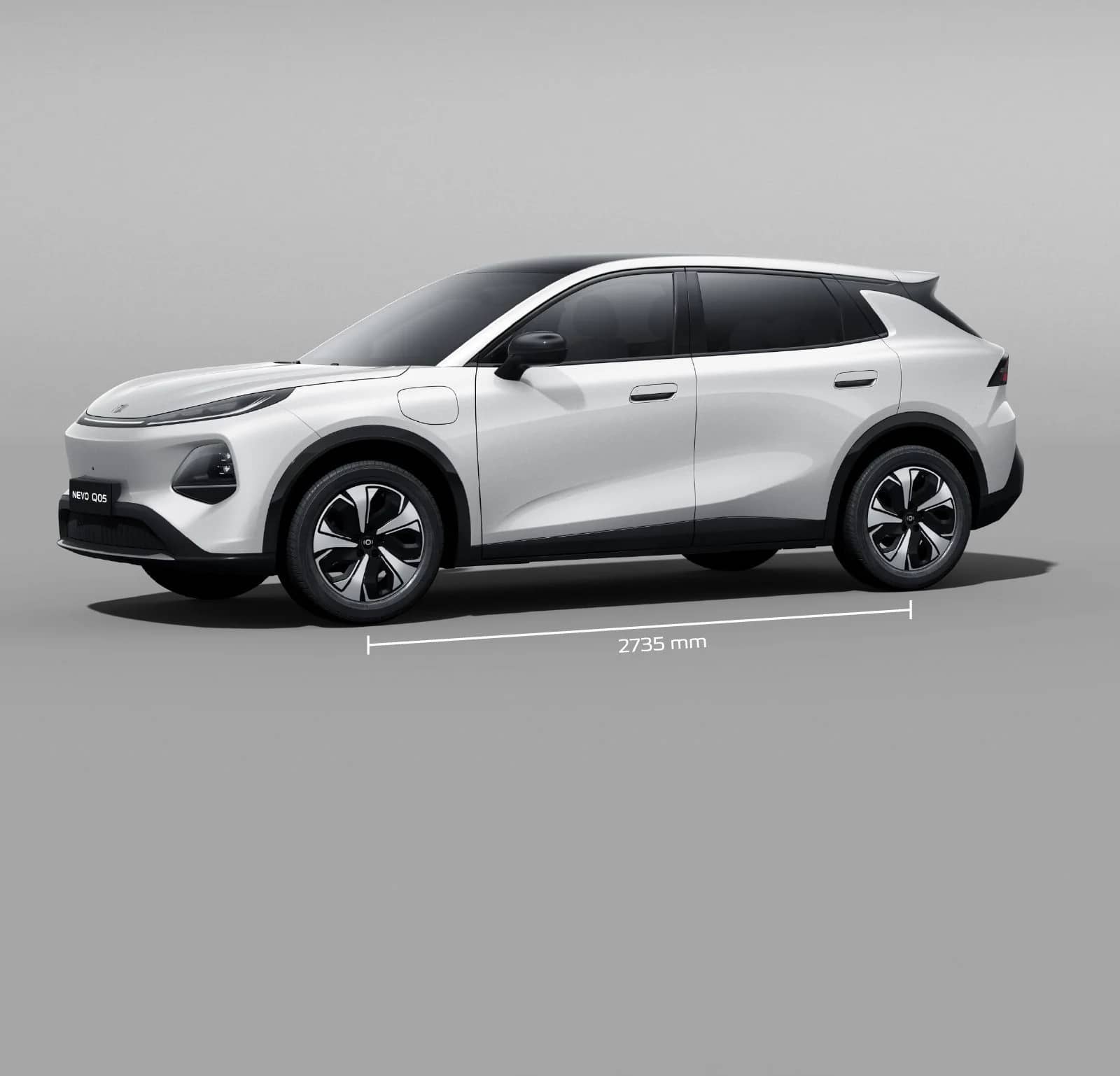 Spacious Cabin with 2735 mm Wheelbase